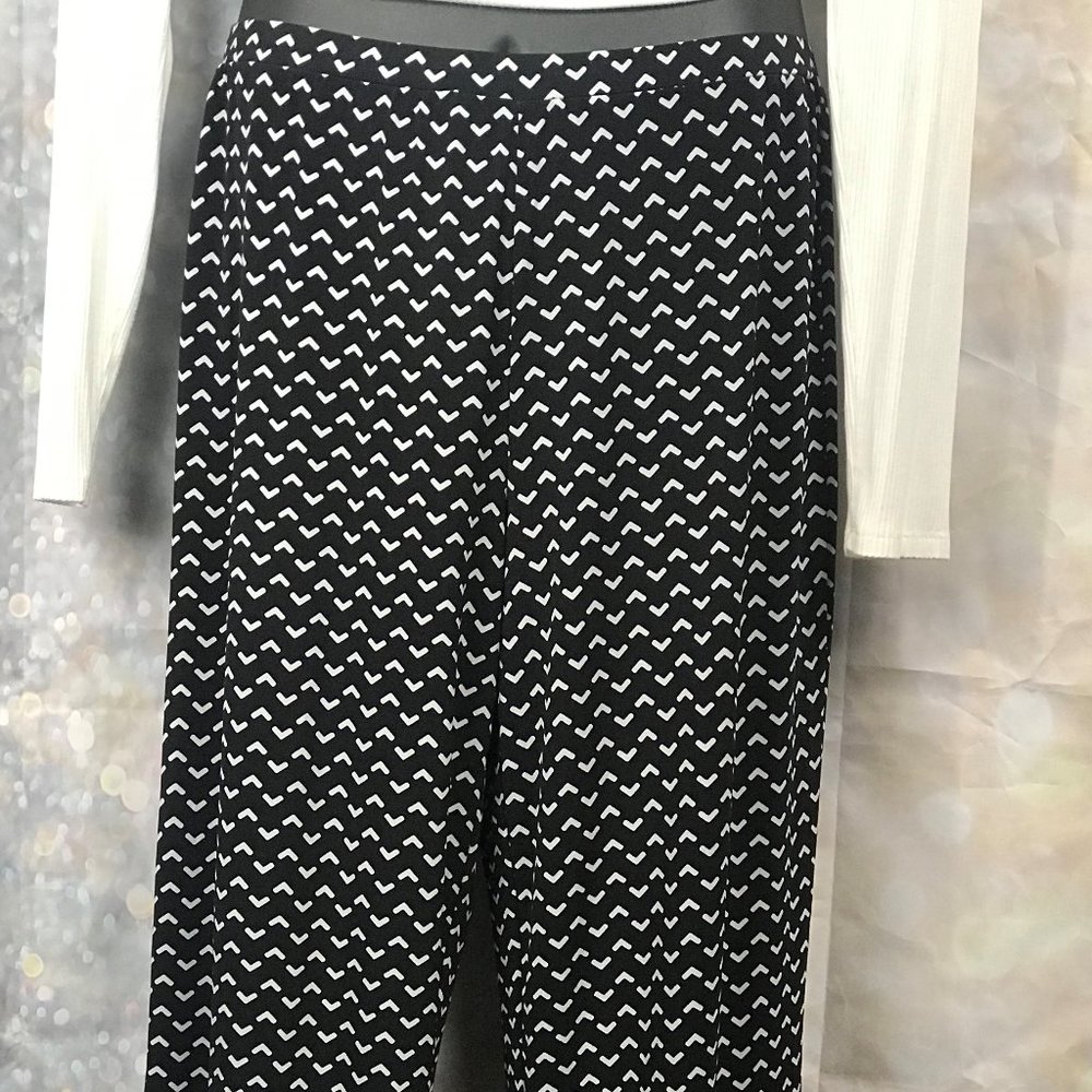 Susan Graver | Black and White Pants
